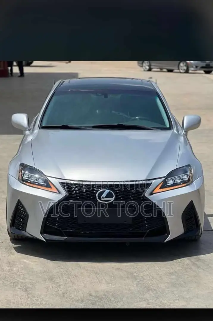Is250 Front Upgrade to 2024 With 3 Torch Headlamp