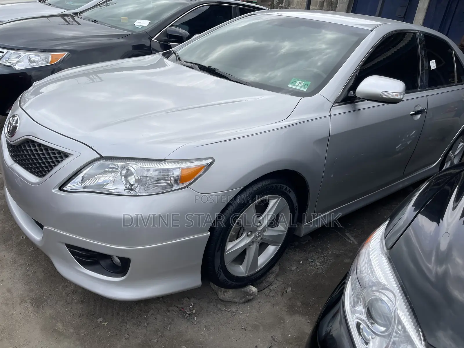 Toyota Camry 2011 Silver