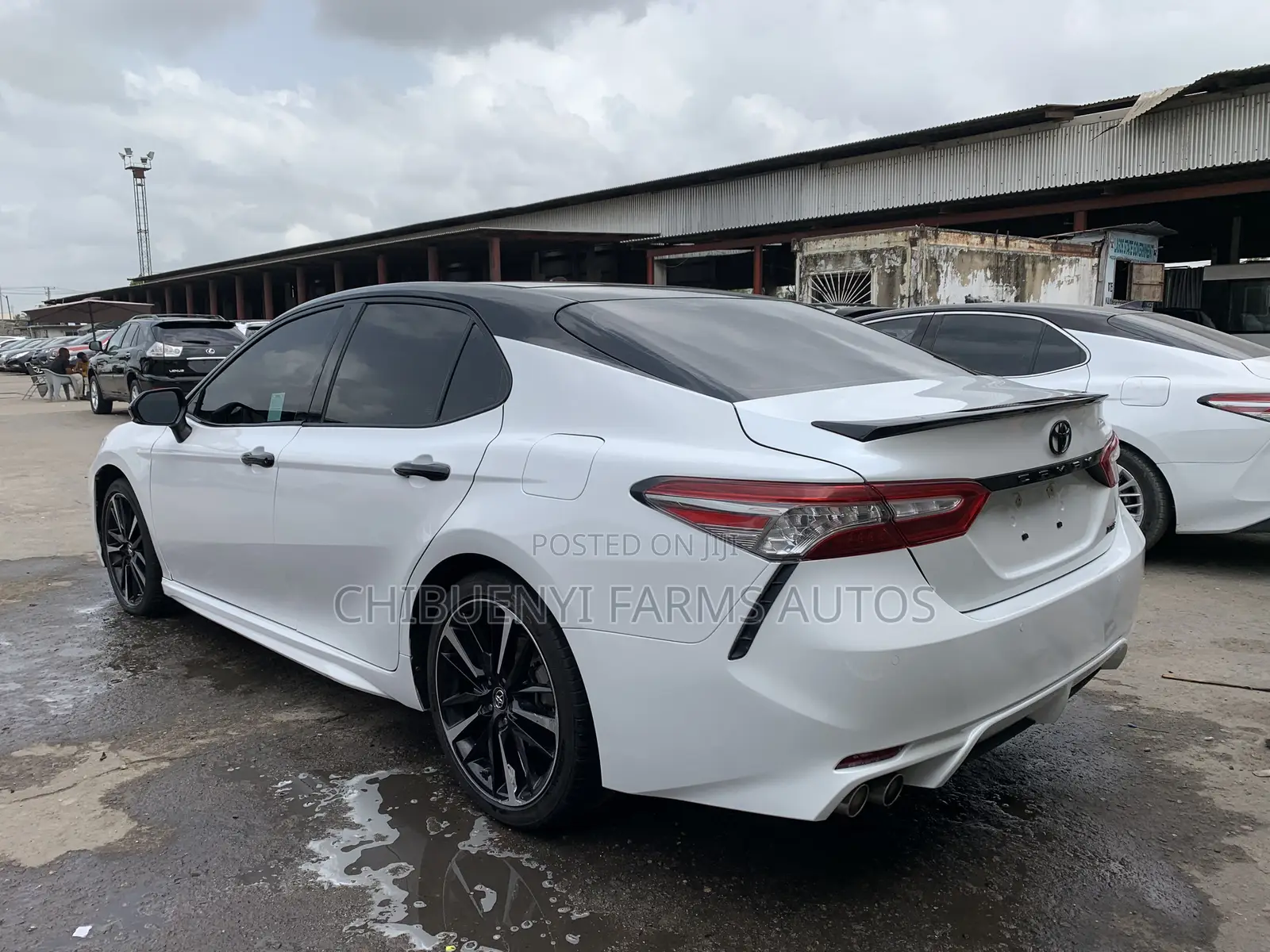 Toyota Camry XSE V6 (3.5L V6 8A) 2019 White