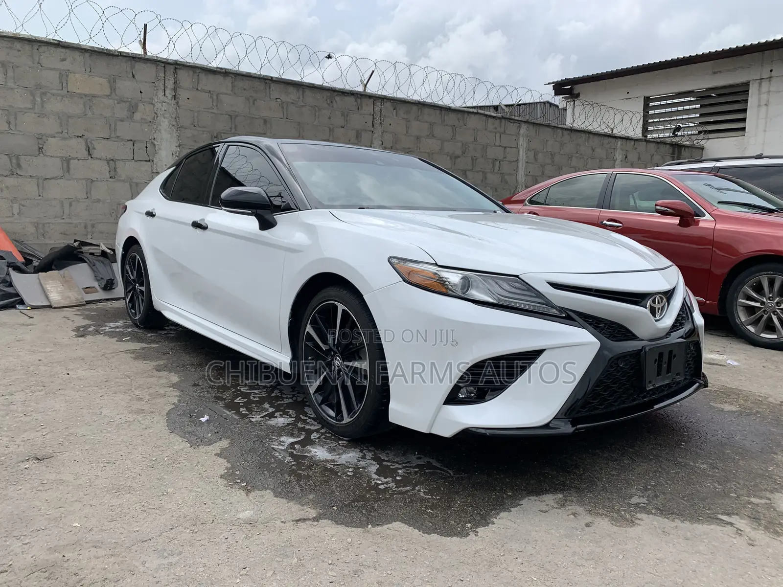 Toyota Camry XSE V6 (3.5L V6 8A) 2019 White