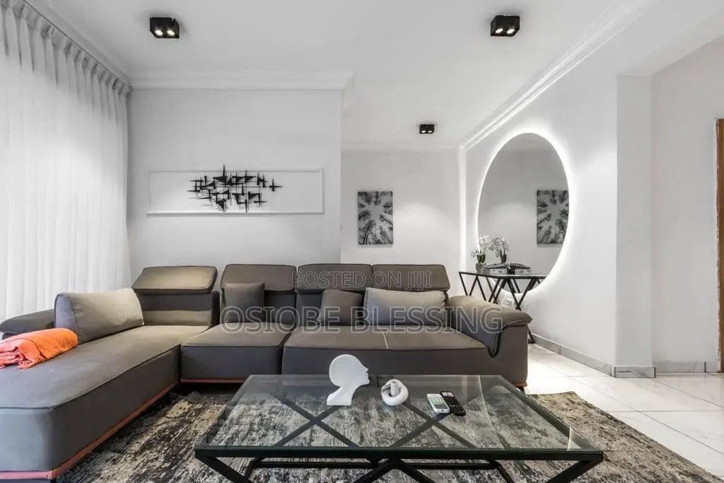 3 Bedrooms With Pool in Victoria Island
