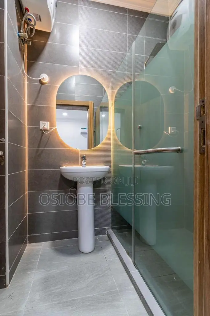 3 Bedrooms With Pool in Victoria Island