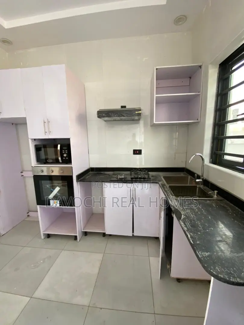 4bdrm Duplex in Ikota Villa, Lekki for sale