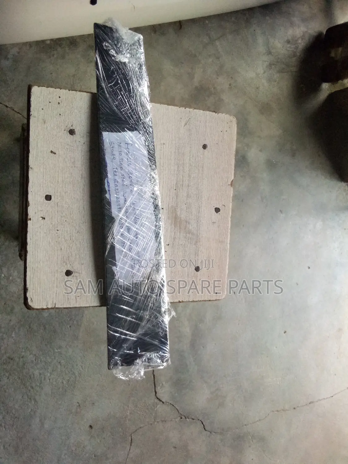 Toyota Venza 2015 Model Door Pillar Chrome Front Right Side