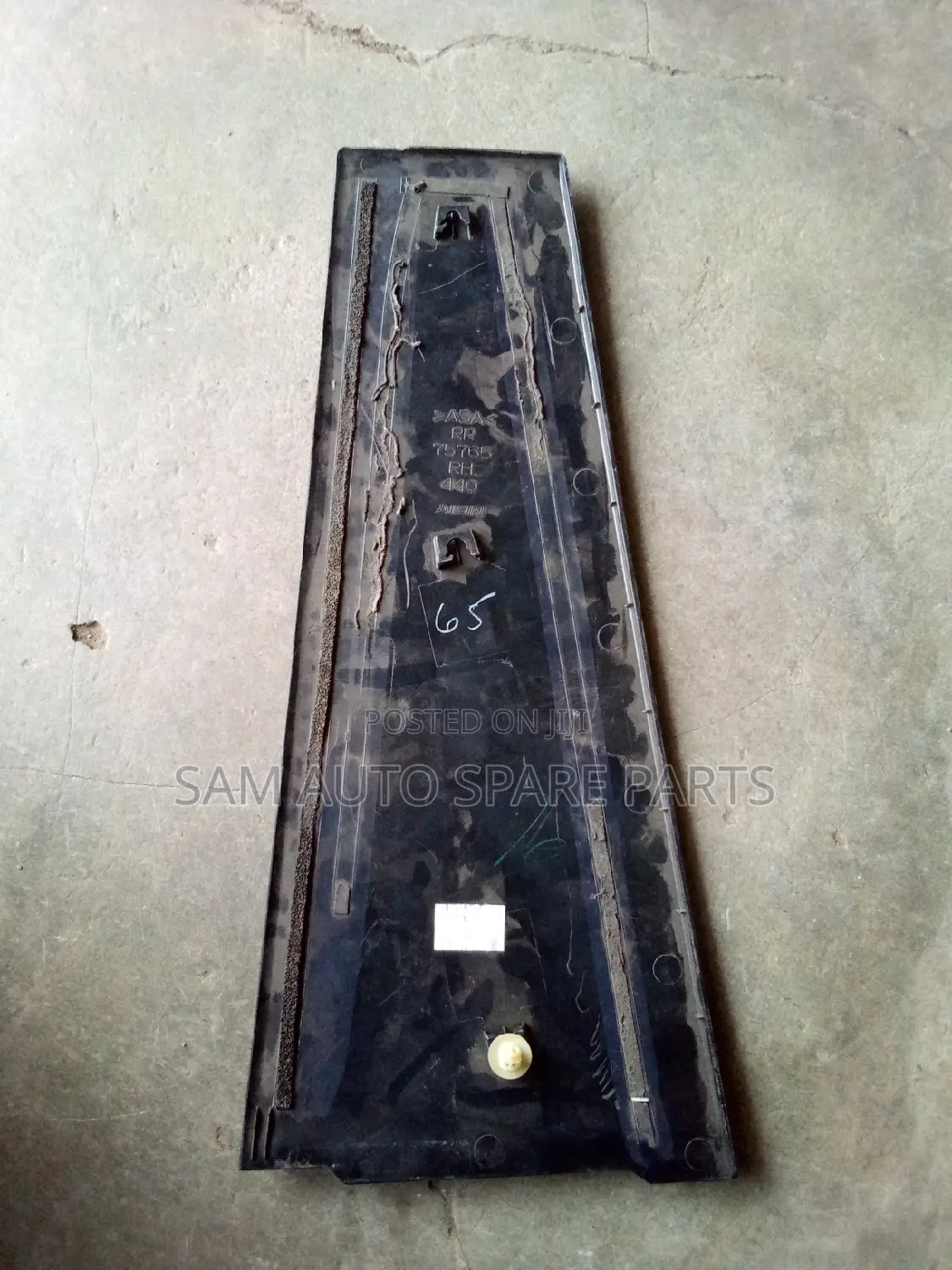 Toyota Highlander 2015 Model Door Pillar Chrome Back Right