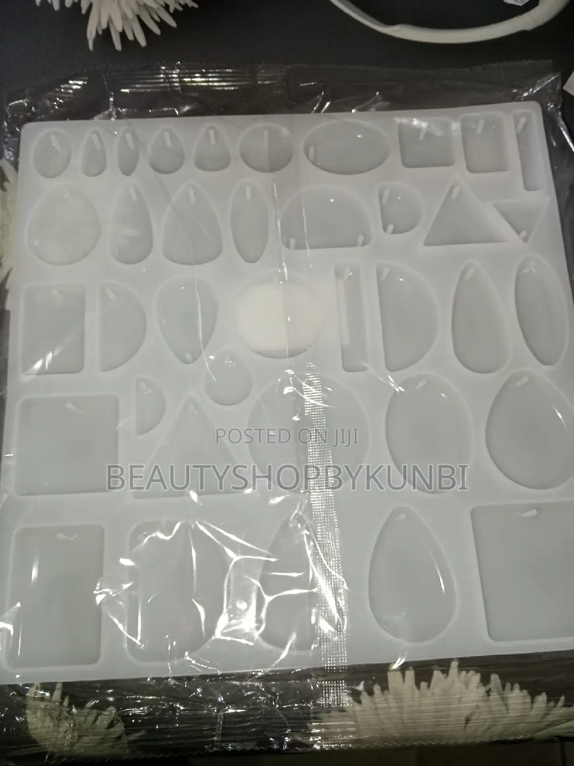 Epoxy Resin Jewelry Mold 38 Cavities