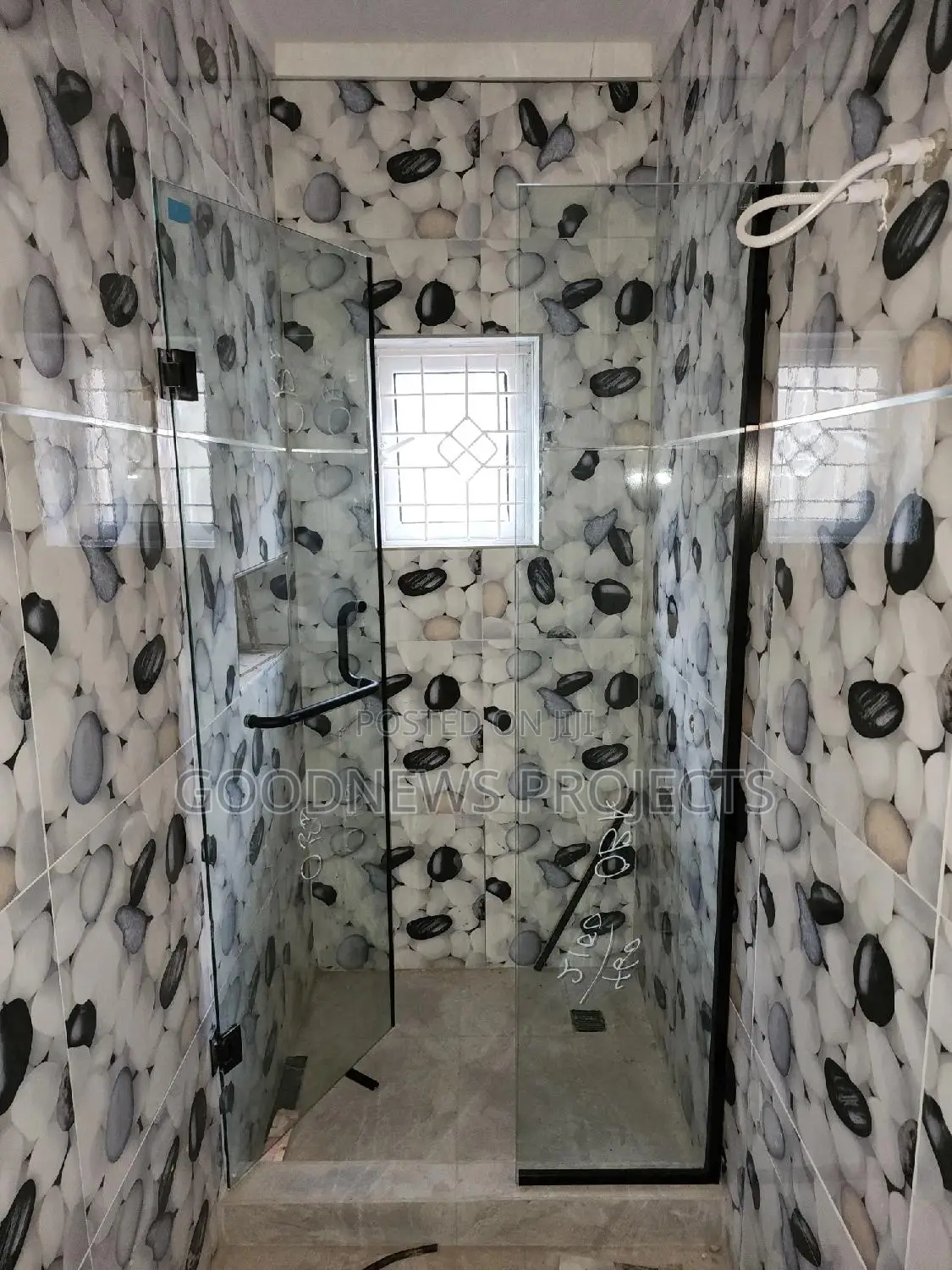 Shower Glass for Visitors Toilet