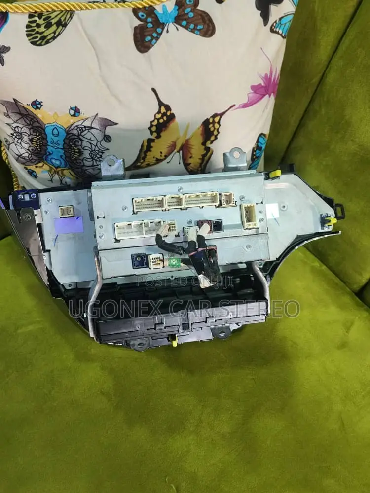 2013-16 Toyota Avalon Factory Navigation Radio