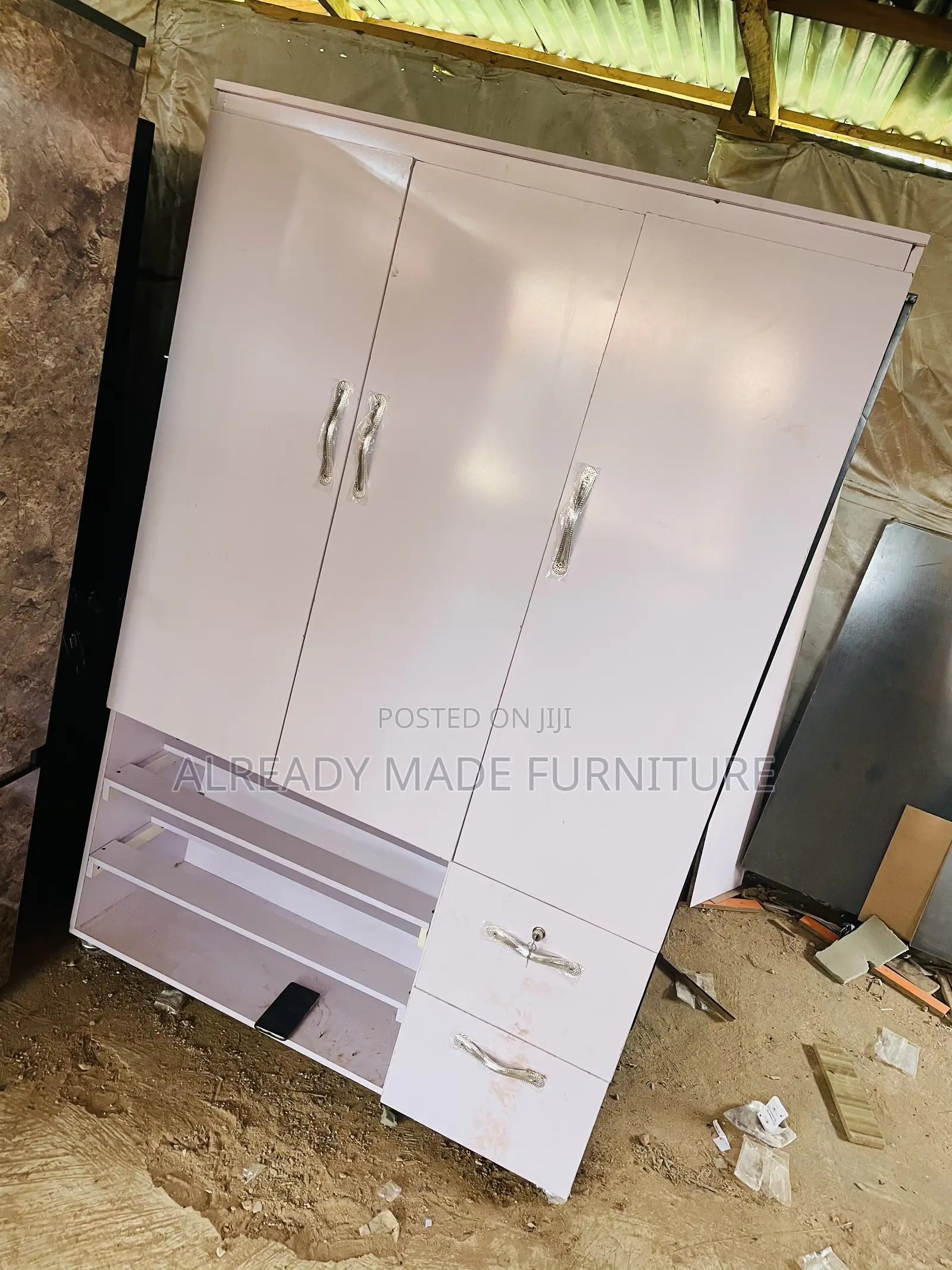 Three Face Wardrobe