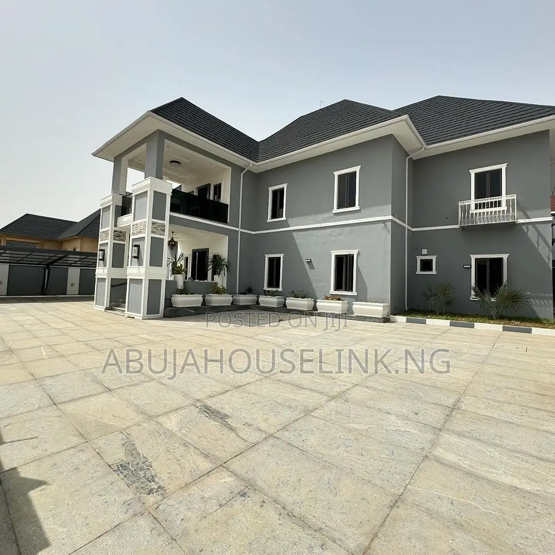 5bdrm Duplex in Asokoro Main Abuja for sale