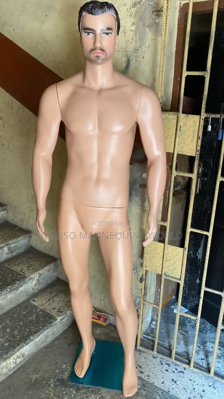 B20 Full Plastic Male Huge Display Mannequin