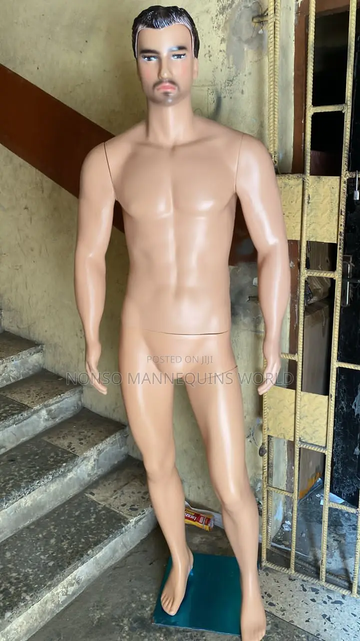 B20 Full Plastic Male Huge Display Mannequin