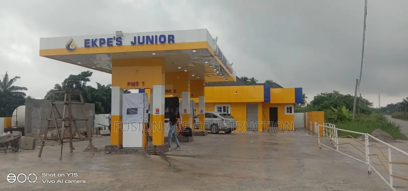 Filling Station, Lounges ,Banks ,Hotels ,Schools. Alucoboard