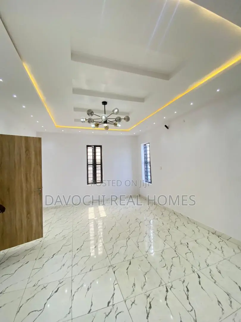 4bdrm Duplex in Ikota-Lekki for sale