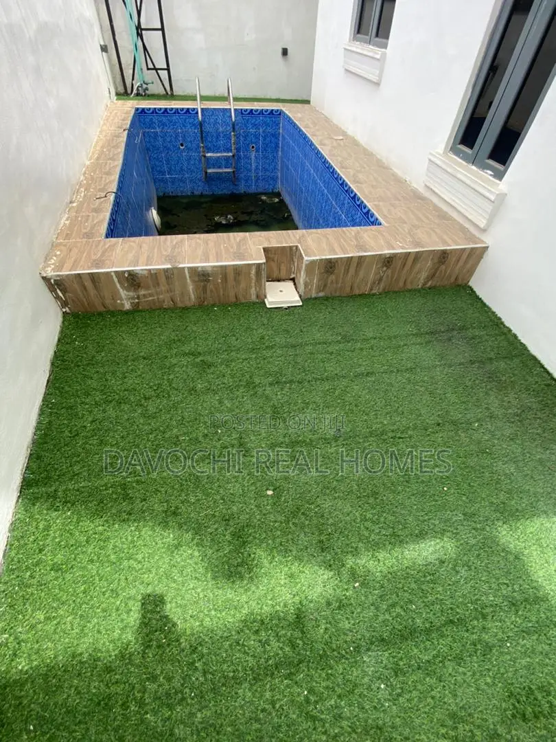 5bdrm Duplex in Ajah-Lekki for sale