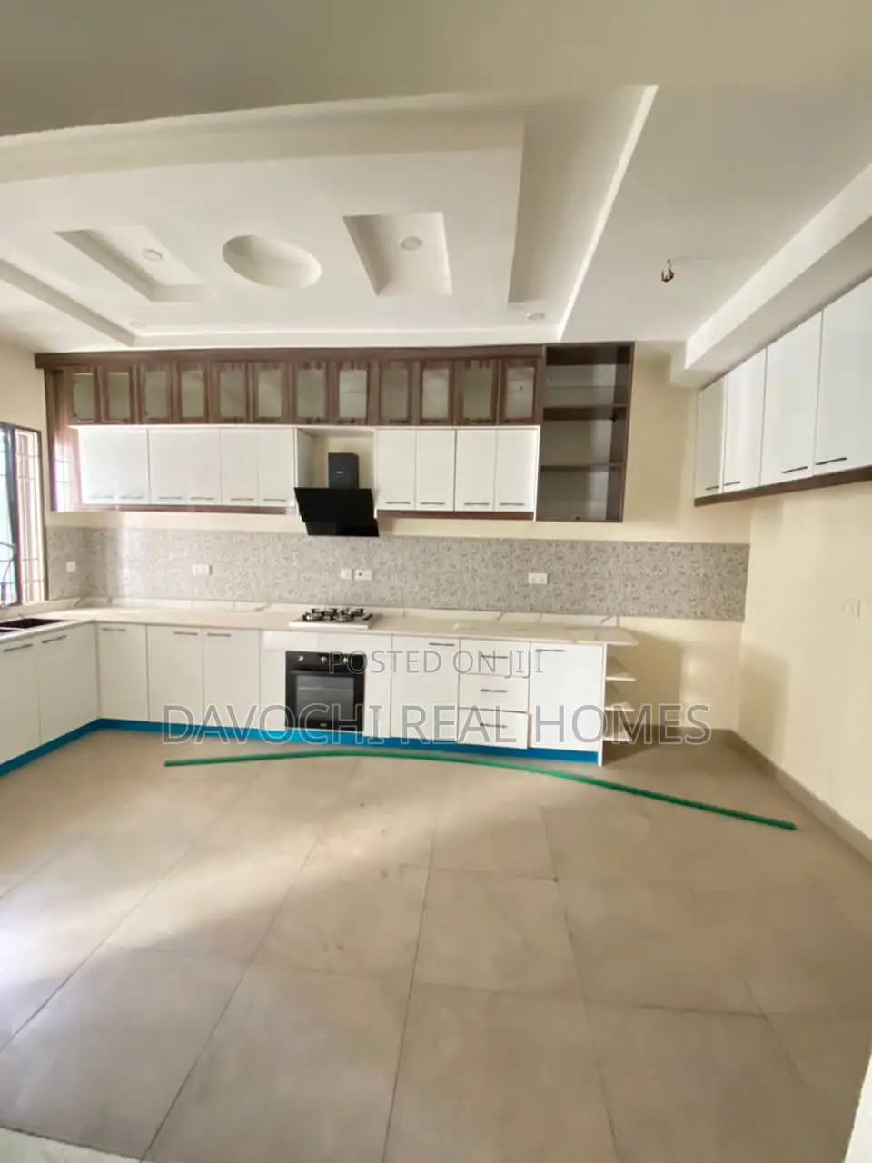 5bdrm House in Lekki Phase One for sale