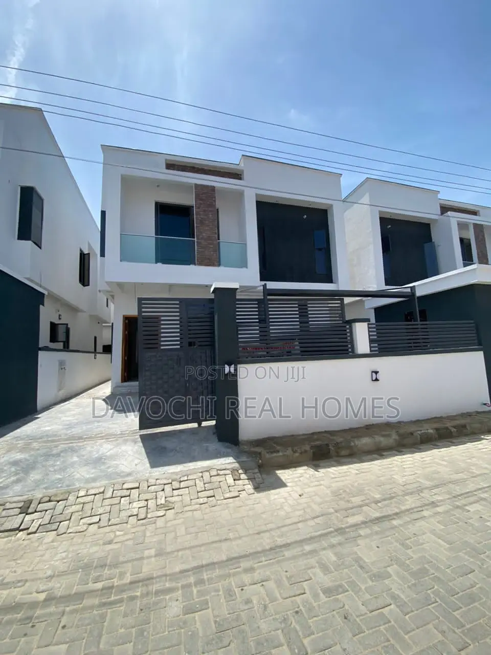 4bdrm Duplex in Chevron, Lekki for sale