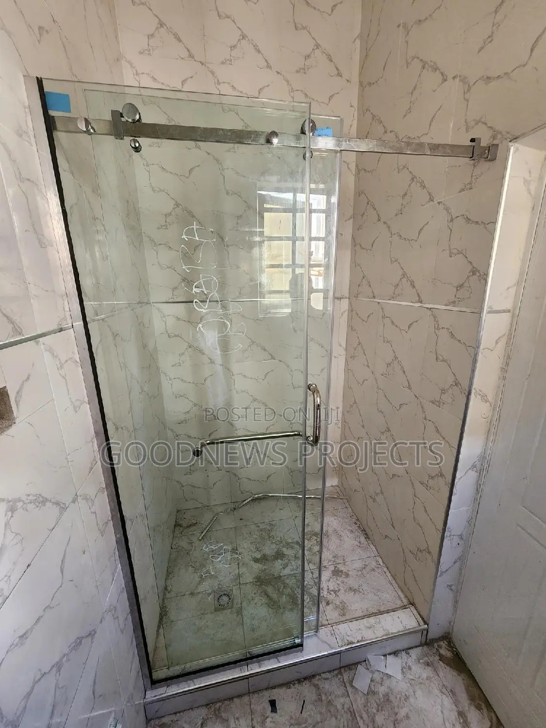 Bathroom Sliding Tempered Shower Glass/Cubicle