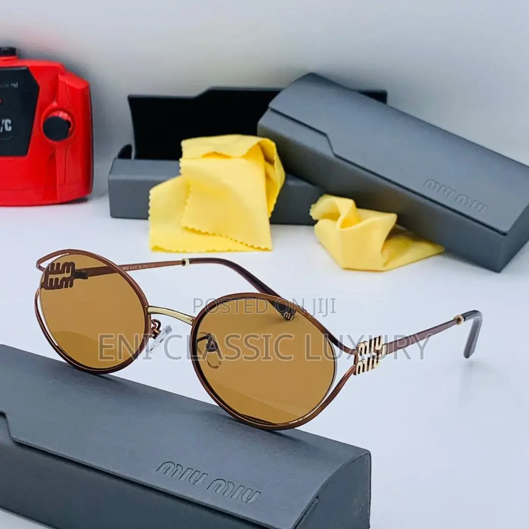High Quality Luxury Eyewear Collection Miu Miu Available