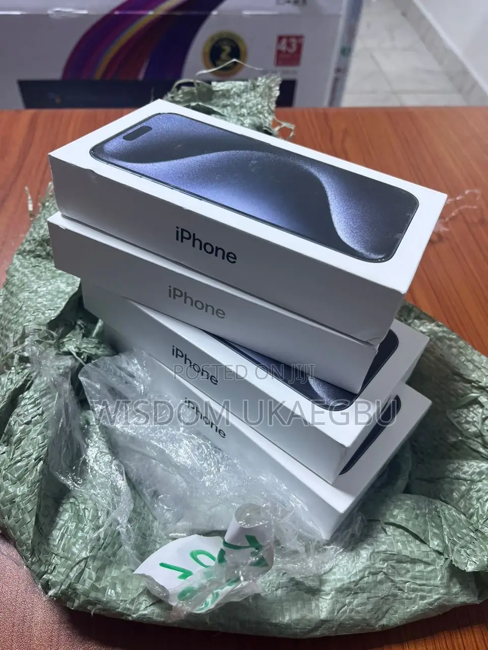 New Apple iPhone 15 Pro 128 GB Blue