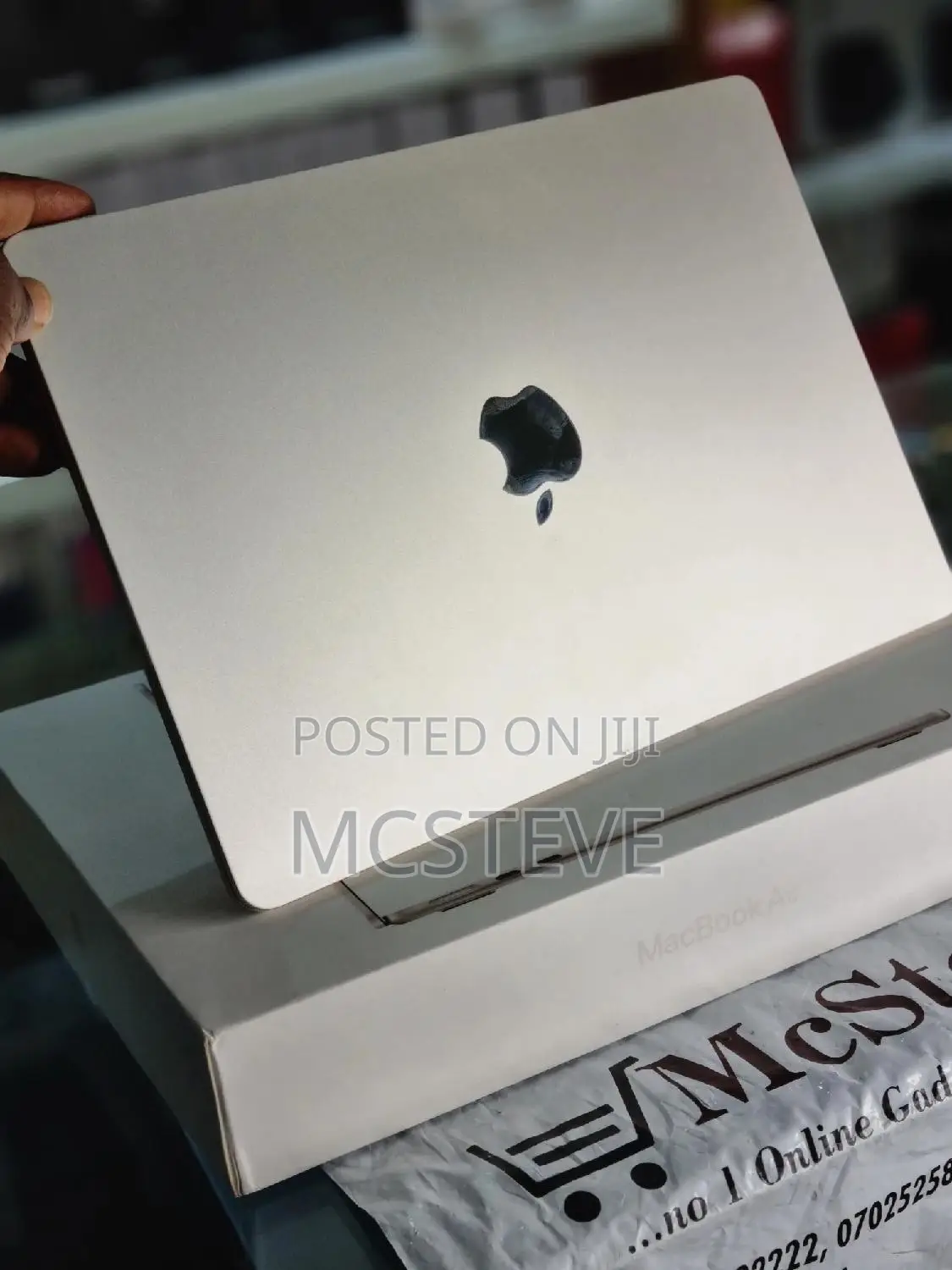 Laptop Apple MacBook Air 2022 M2 8GB Apple M2 SSD 256GB