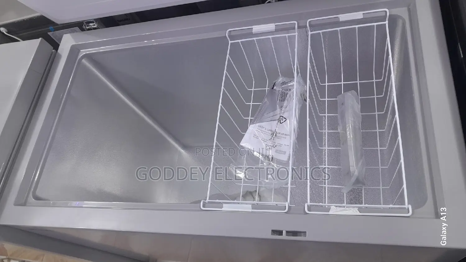 Hisense Deep Freezer 245 Litres 1 Year Warranty