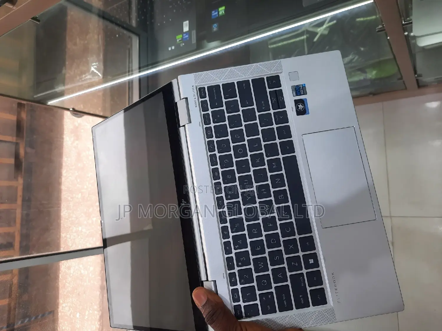 Laptop HP EliteBook 830 G8 16GB Intel Core I7 SSD 512GB