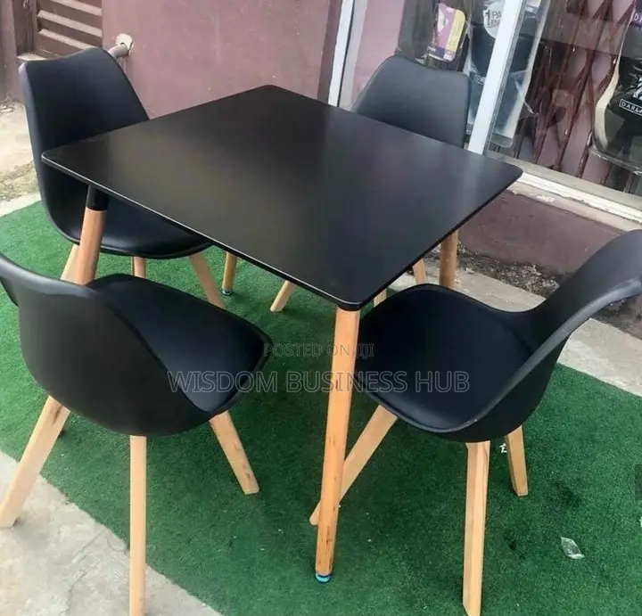 4 Seaters Dinning Set