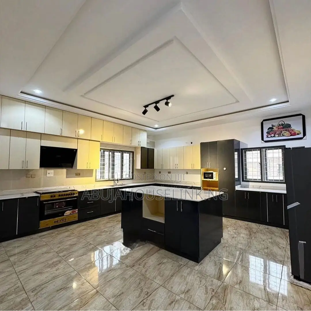 5bdrm Duplex in App Resettlement for sale