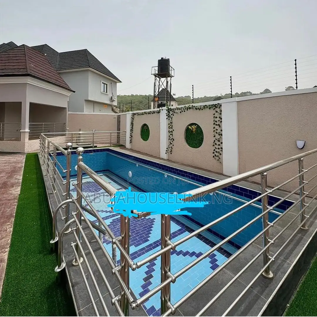 5bdrm Duplex in App Resettlement for sale