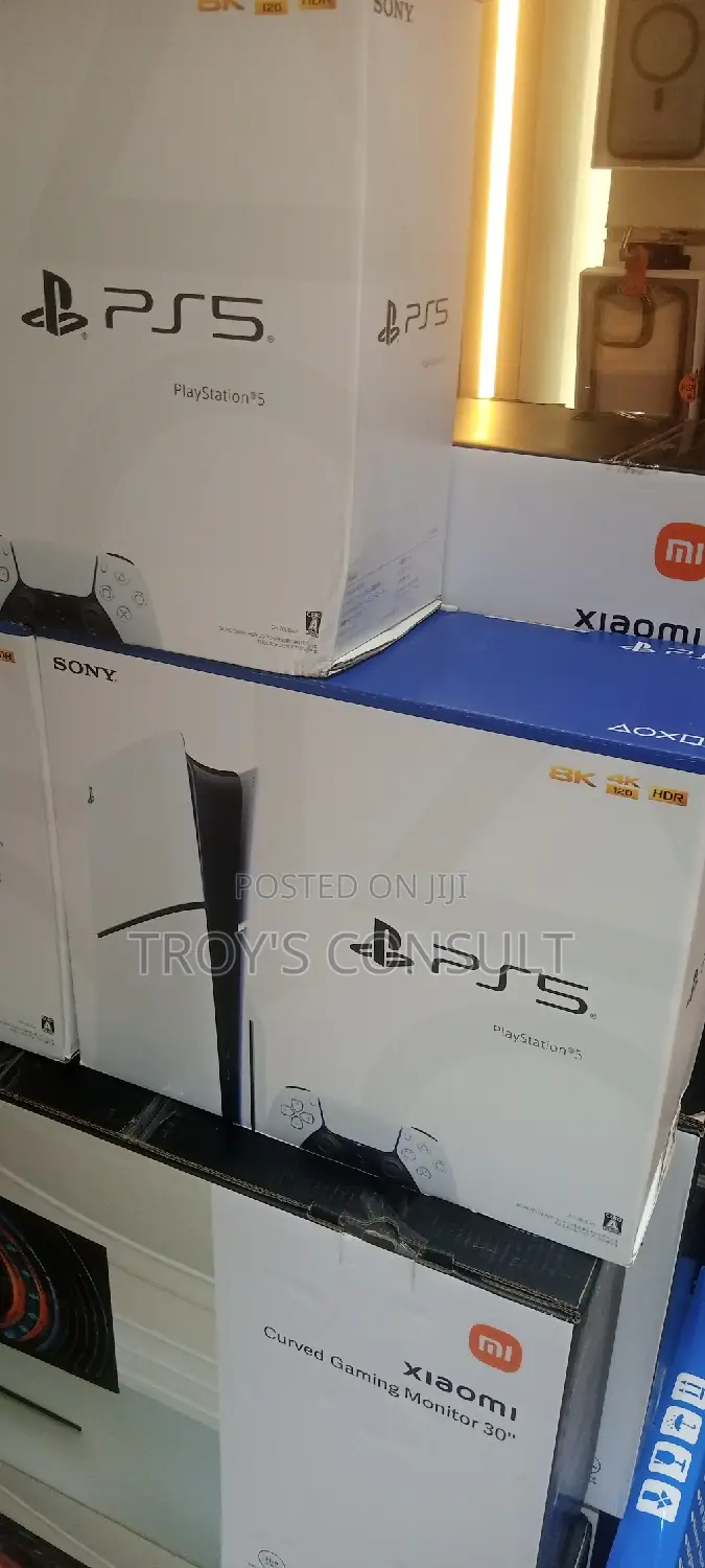Play Station 5 Slim
