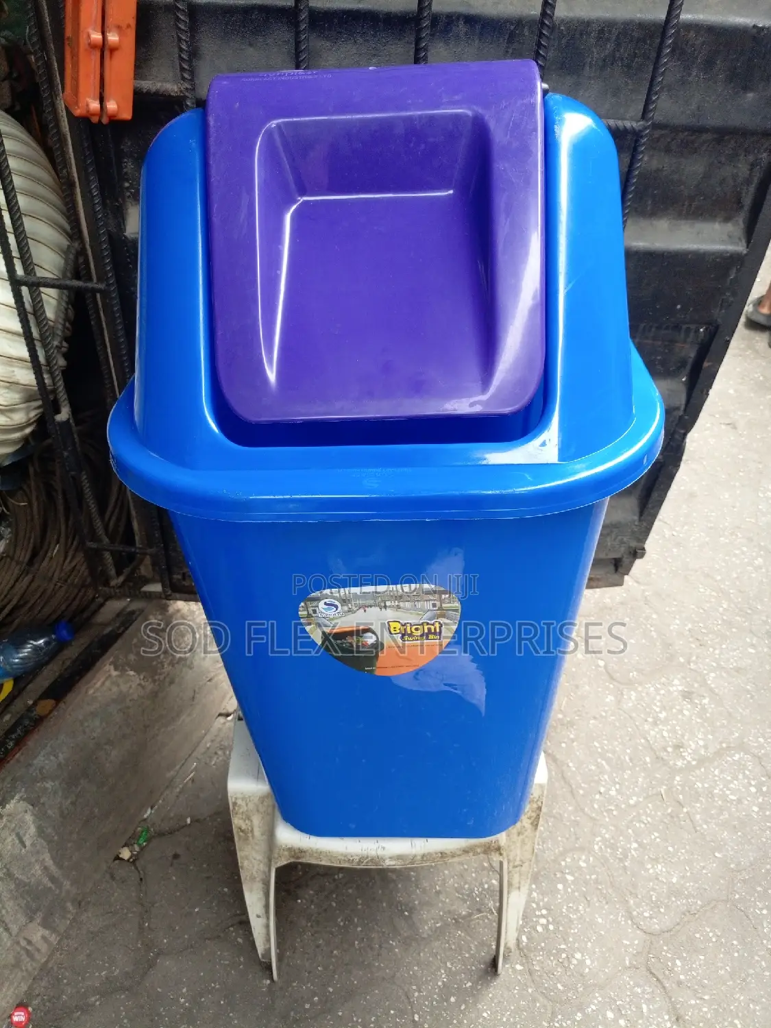 80 Liters Durable Portable Waste Bin