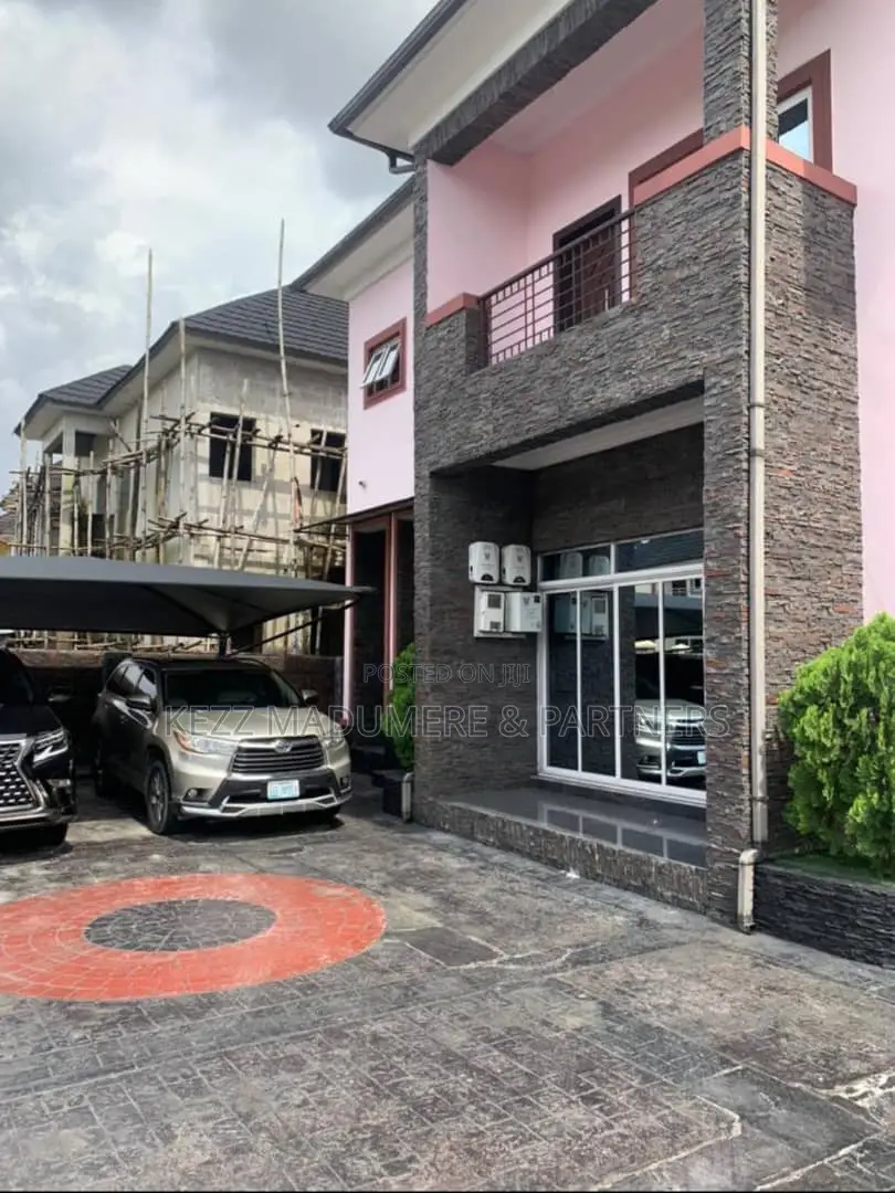 Furnished 4bdrm Duplex in Golf Estate , Dr, Port-Harcourt for sale