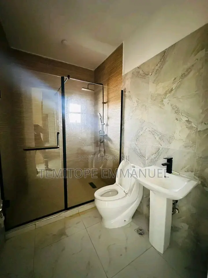 Furnished 4bdrm Duplex in Obanikoro, Anthony Village for sale