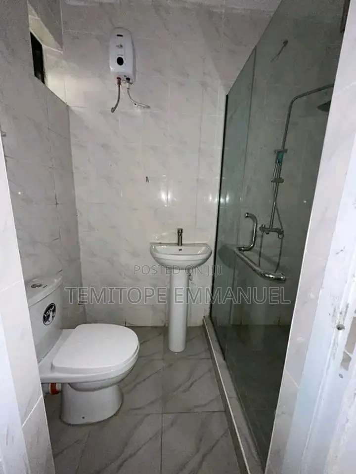Furnished 4bdrm Duplex in Obanikoro, Anthony Village for sale