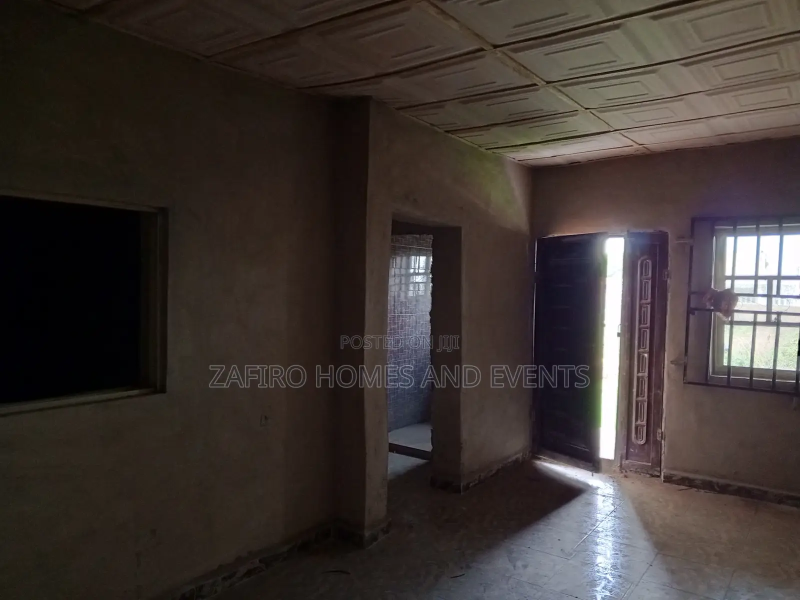 5bdrm Bungalow in Aba Beji Aparaja Odo for sale