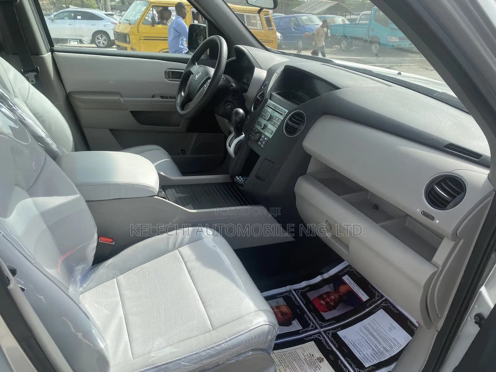 Honda Pilot 2011 Silver