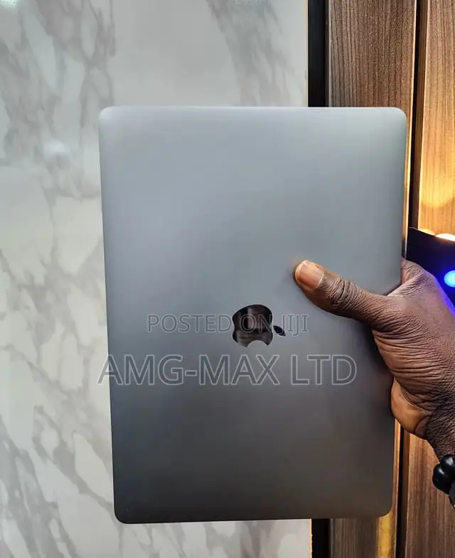 Laptop Apple MacBook Pro 2020 M1 16GB Apple M1 SSD 512GB
