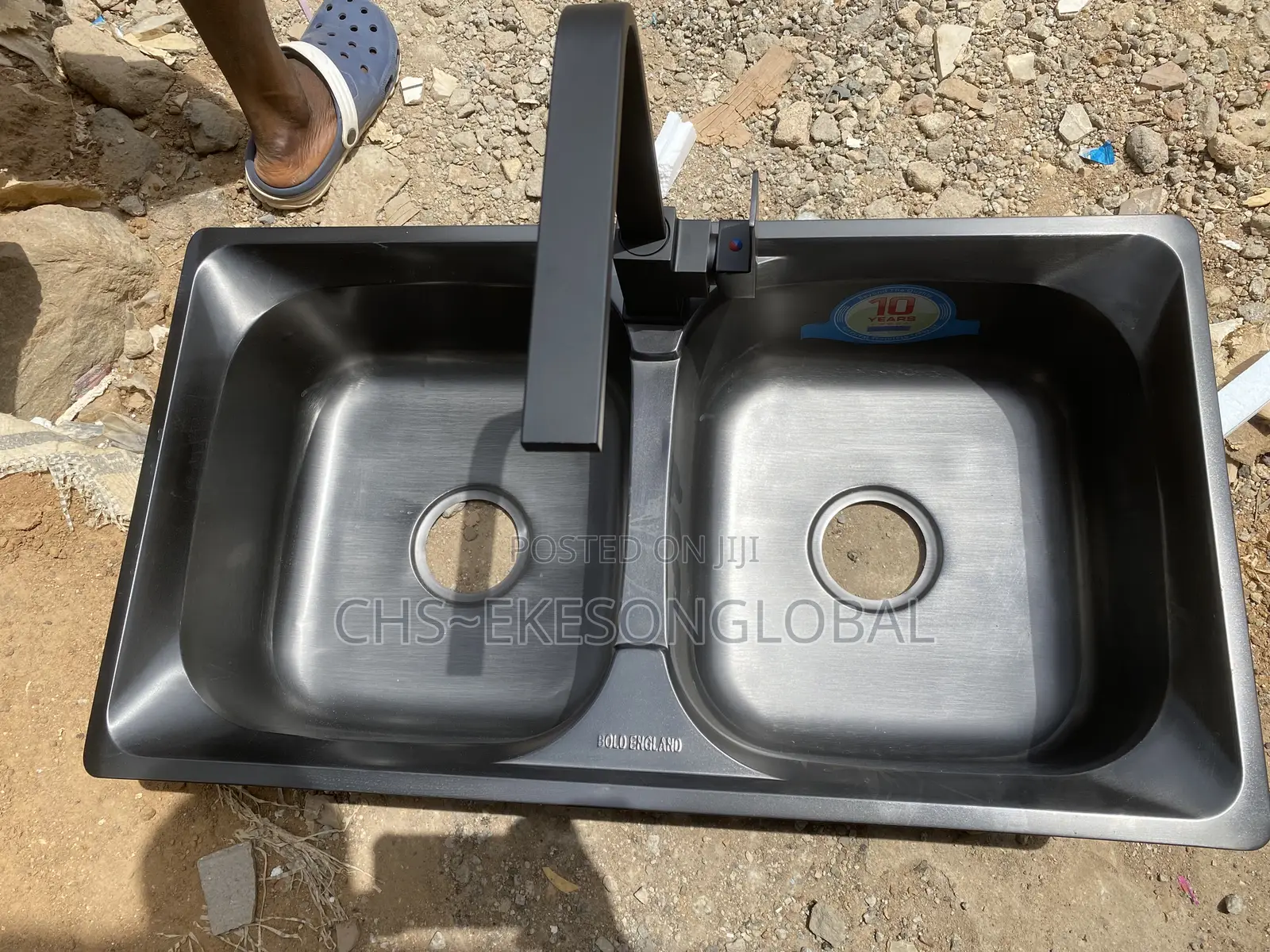 Black D/Bowl Sink With Kitchen Faucet