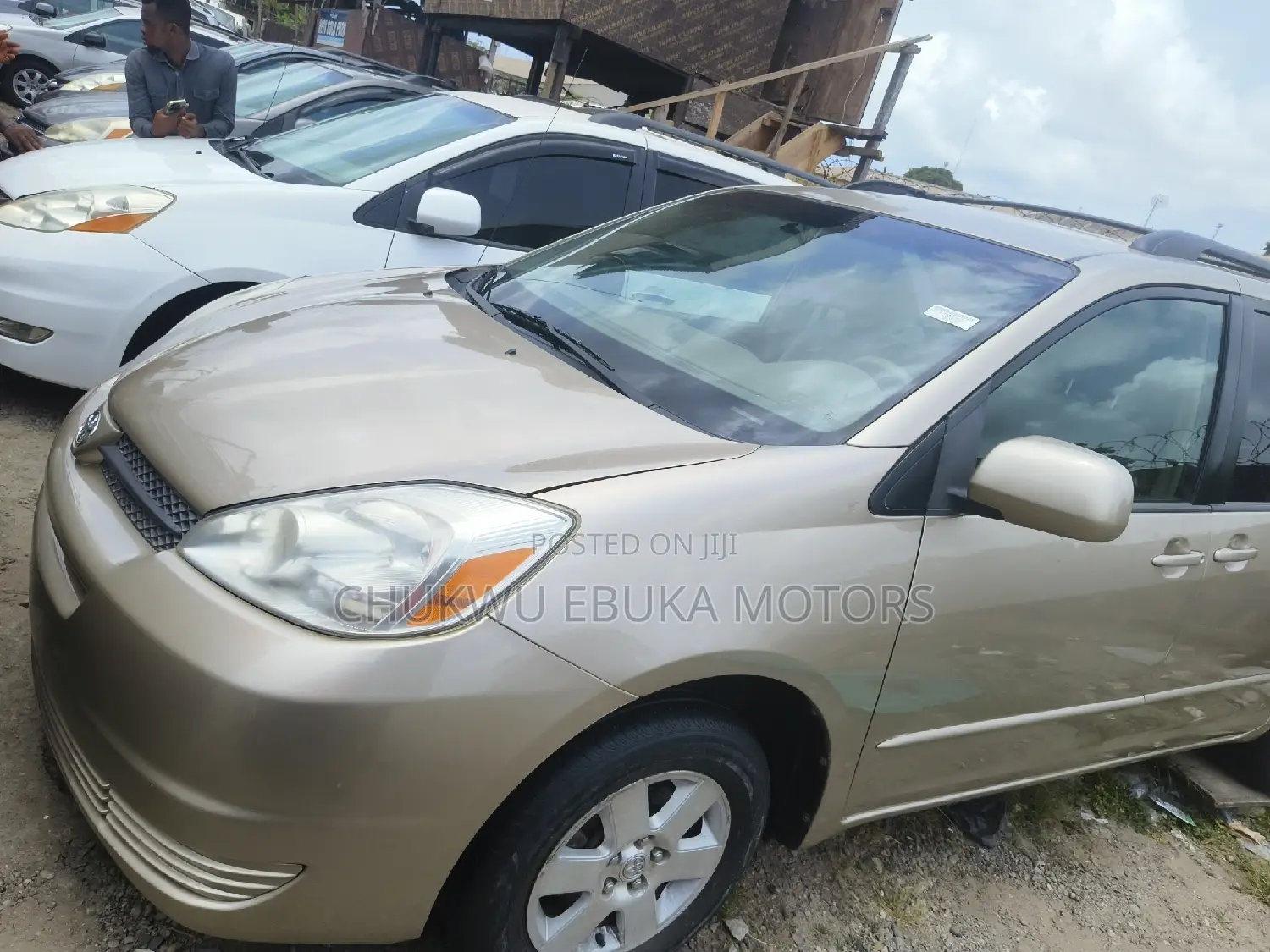 Toyota Sienna LE AWD 2005 Gold