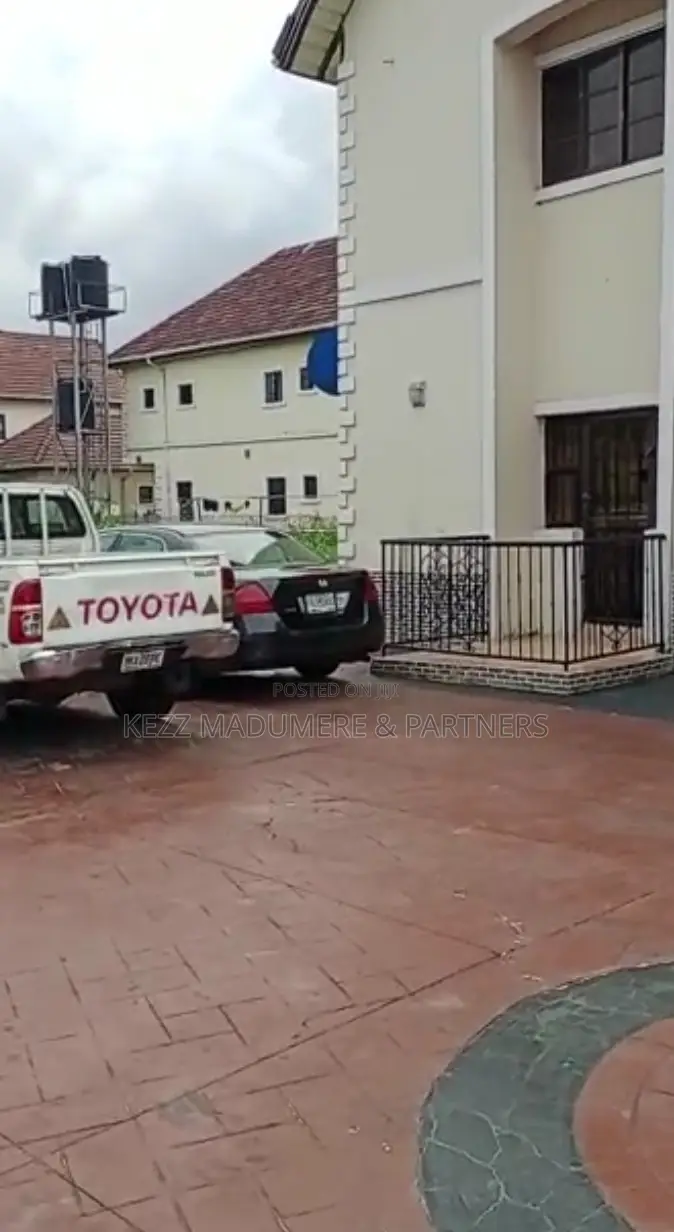 4bdrm Duplex in Arugo Gardens Estate for sale