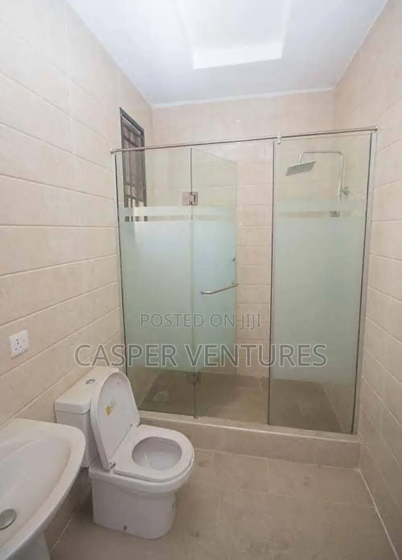 4bdrm Duplex in Osapa London for rent