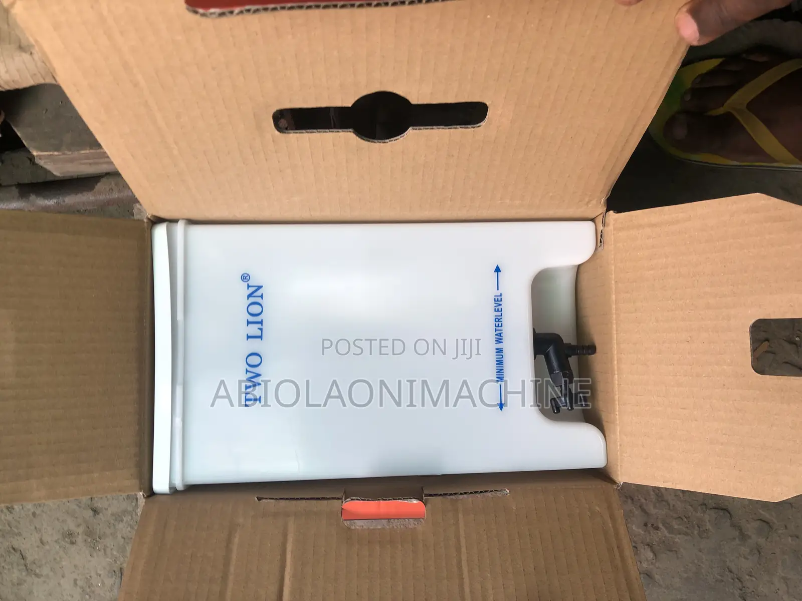 Two Lion Steam Iron With Free Teflon Shoe