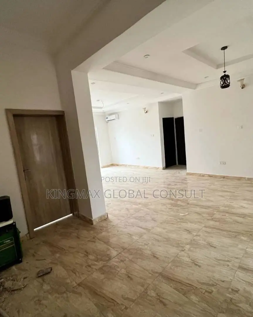4bdrm Townhouse/Terrace in Jabi for Sale
