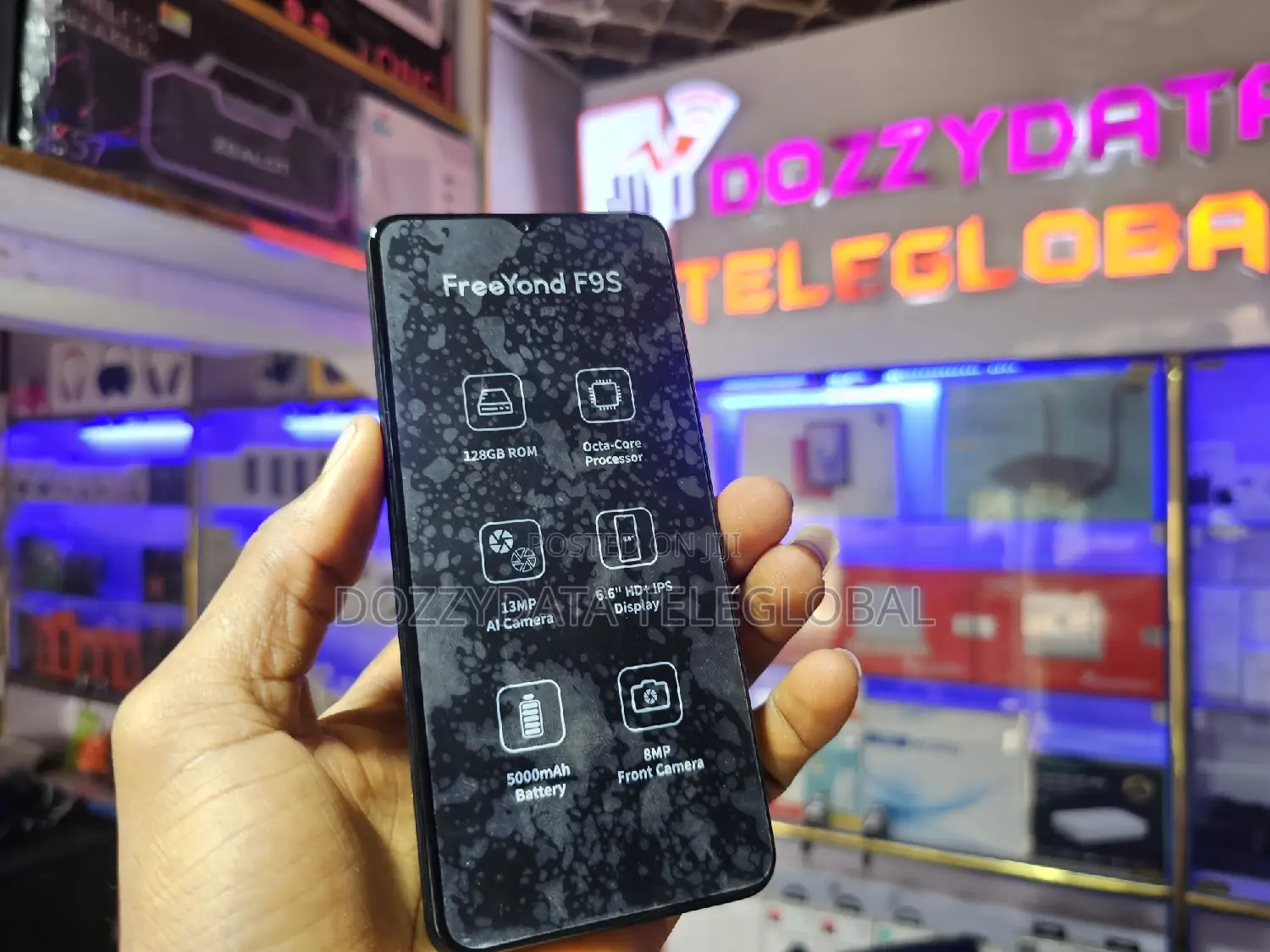 FreeYond F9 128 GB Black