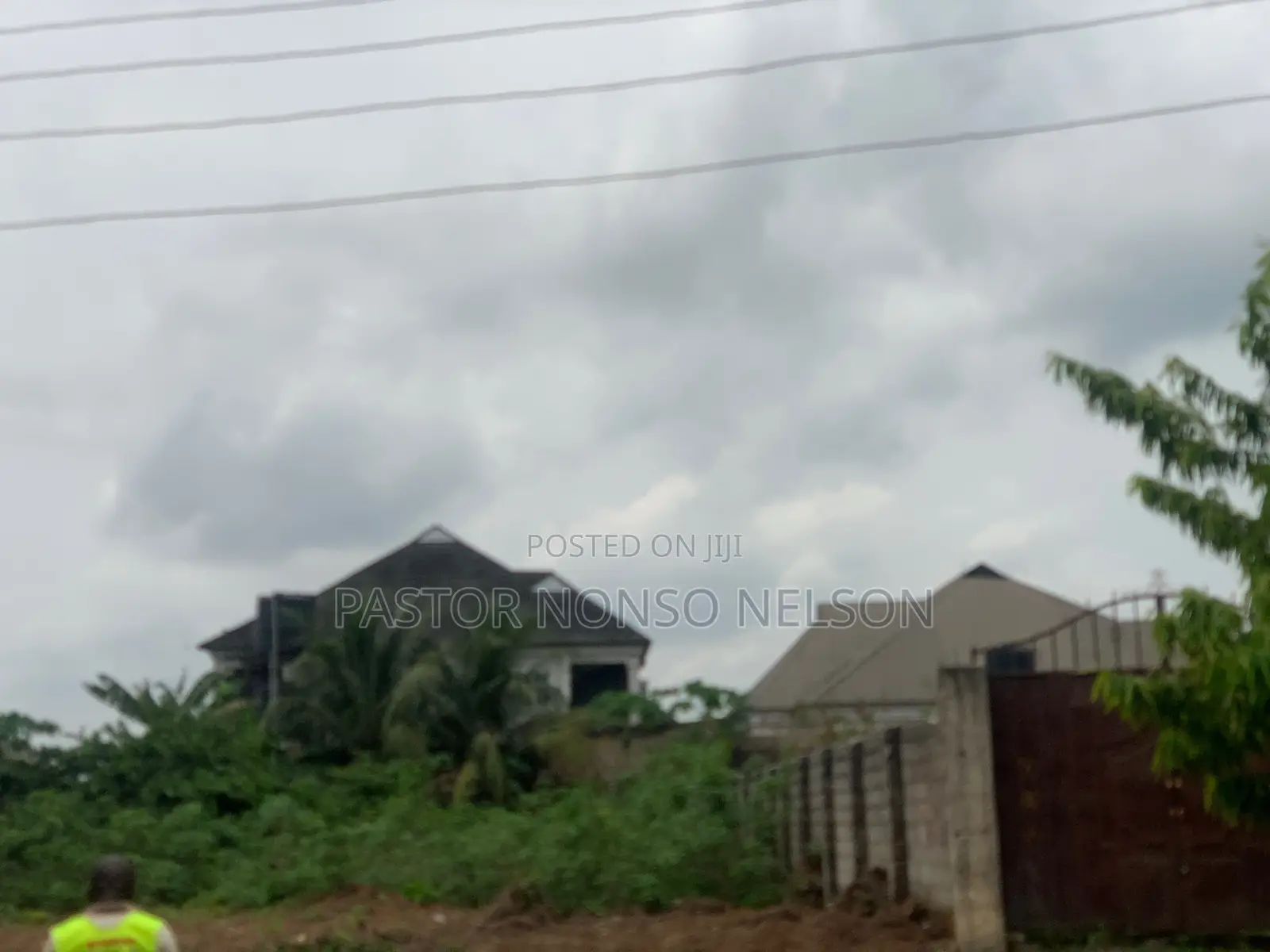 3bdrm Block of Flats in Avu Town, Owerri for sale
