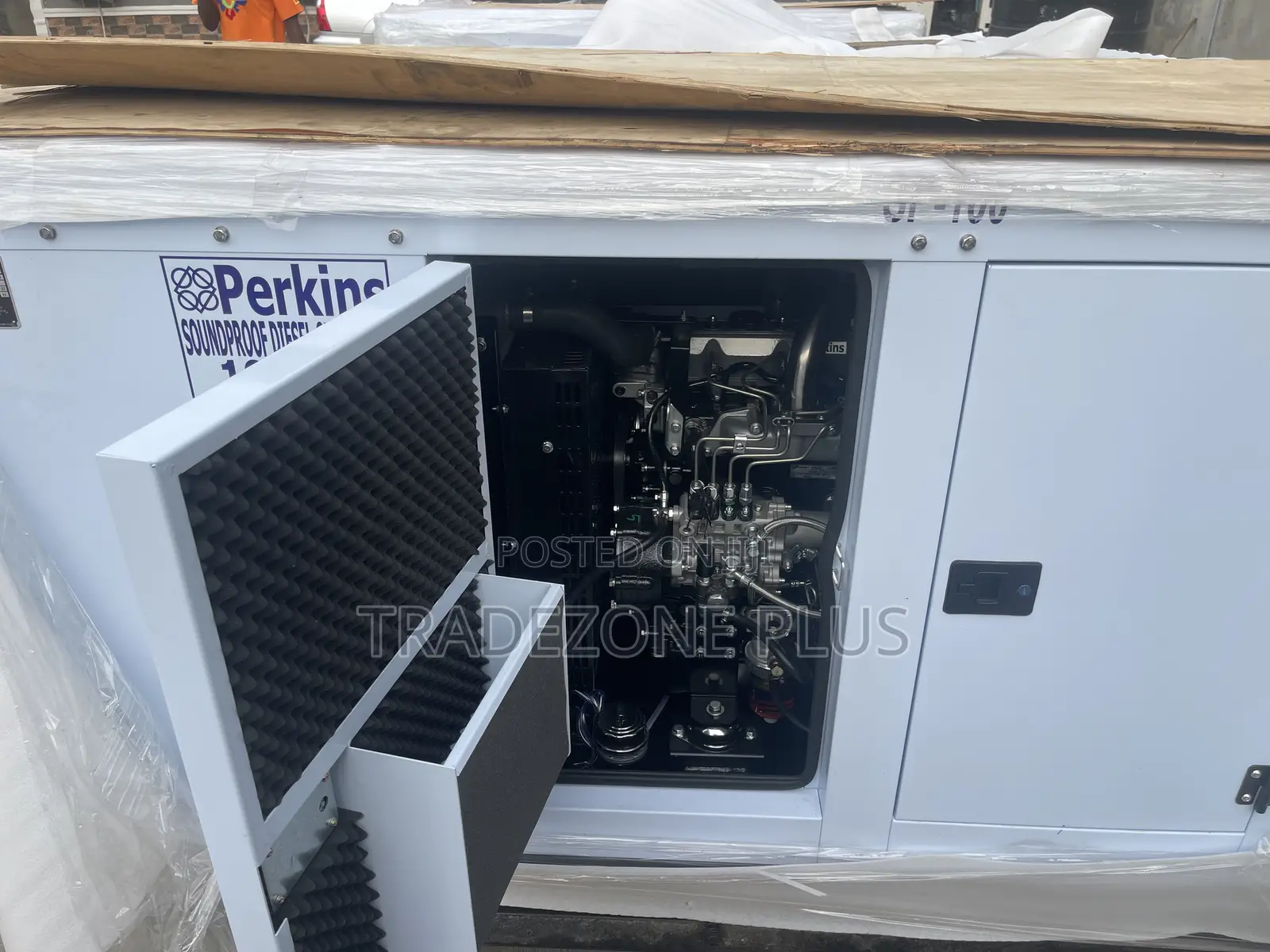 100kva Quality Perkins Soundproof Diesel Generator