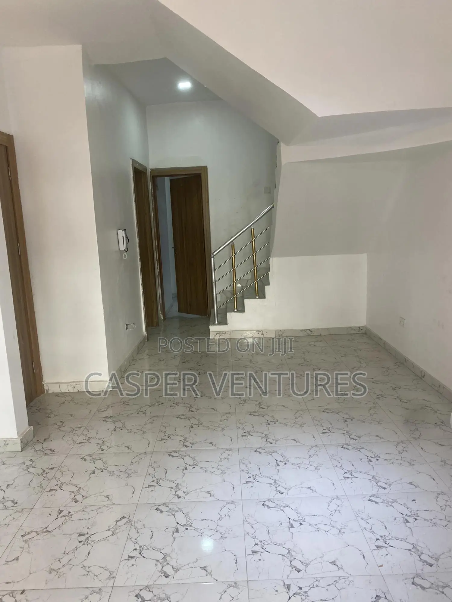 4bdrm Duplex in Osapa London for rent