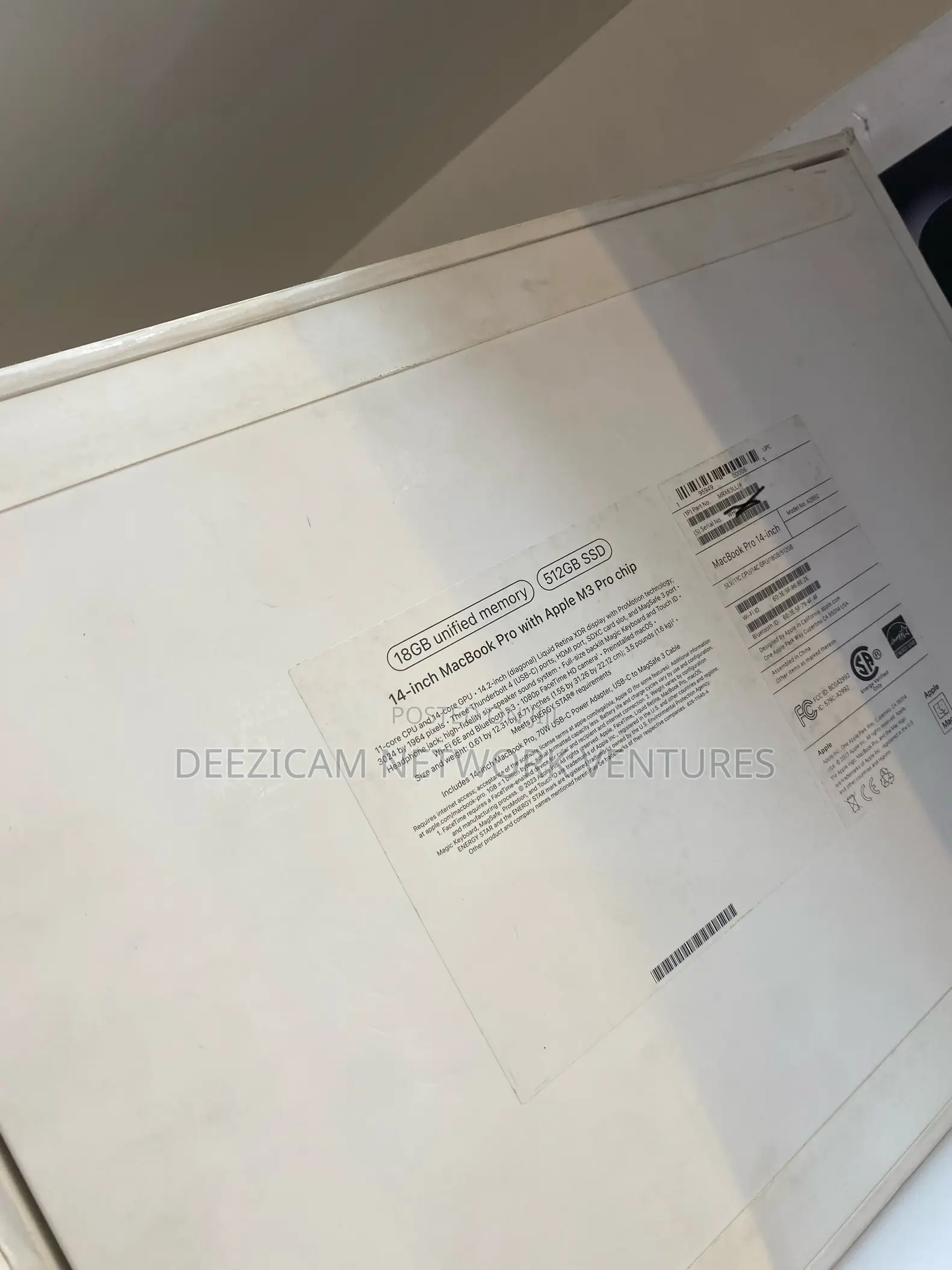 New Laptop Apple MacBook Pro 2023 M3 14-Inch 18GB Apple M3 SSD 512GB