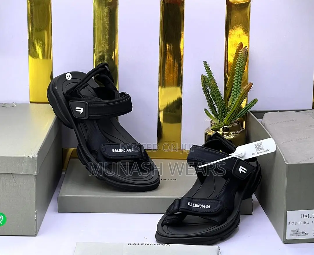 Luxury Balenciaga's Tracks Sandal
